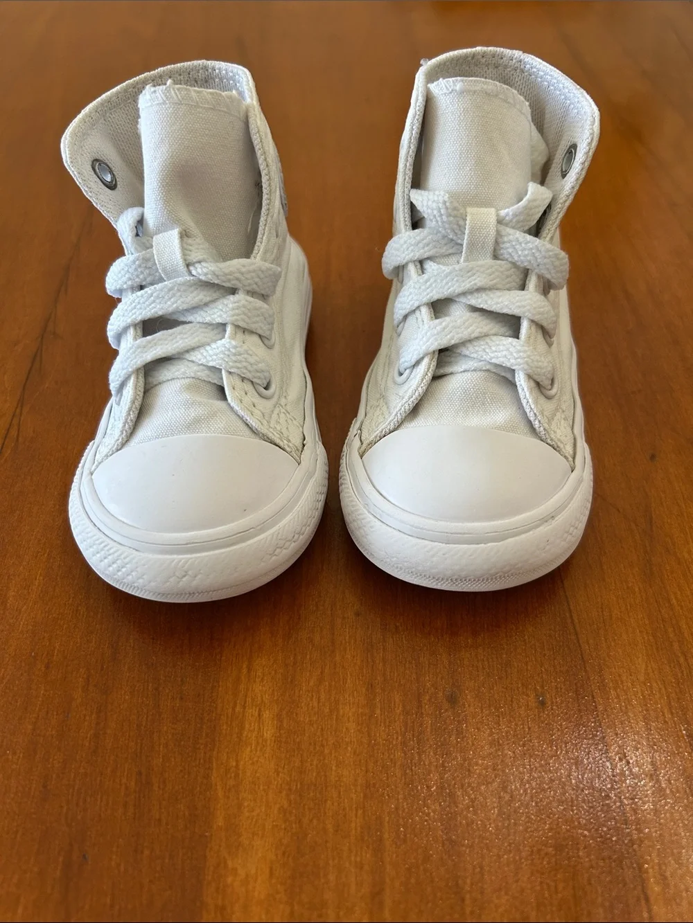 Converse Chuck Taylor All Star High Top White Infant Size 6 Sneakers